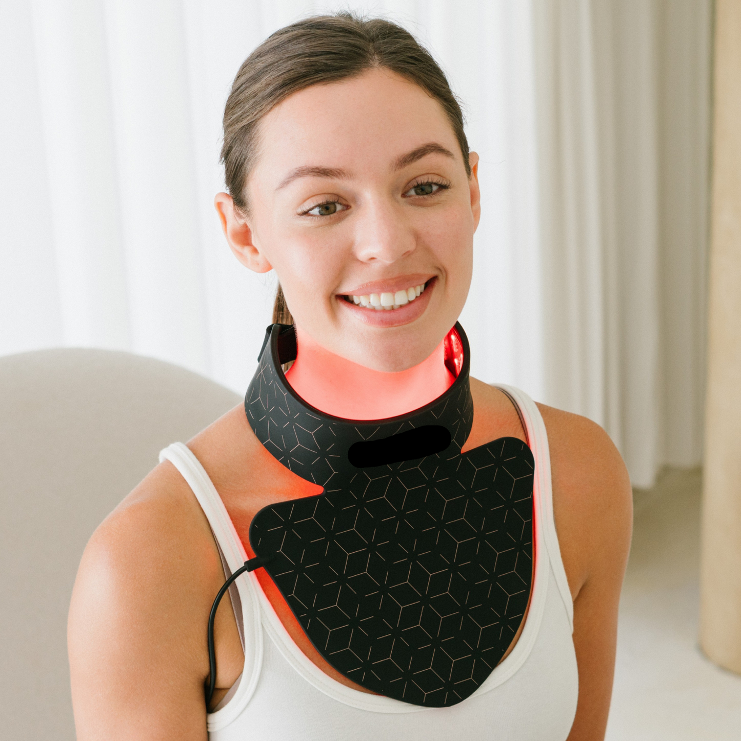 Get Lumoris Radiance Pro LED Neck & Décolletage Mask